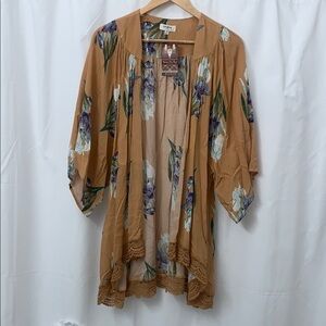 Women’s Umgee Floral Kimono Size S/M NEW WITH TAGS